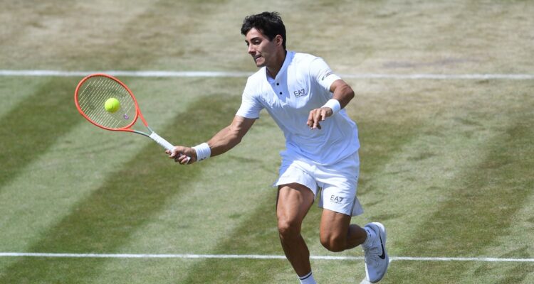 El tenista chileno Cristian Garin cerca de Wimbledon