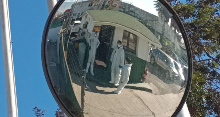 Indagan “cuento del tío” en cuartel de Carabineros: se llevaron caja fuerte que tendría armas