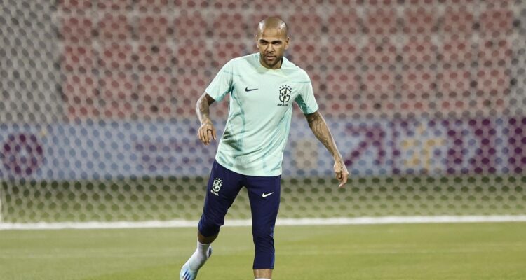 Dani Alves dio su primera entrevista tras la denuncia por violación en su contra.
