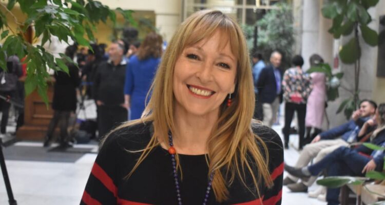 De forma unánime la diputada Ana María Gazmuri es electa como nueva presidenta de la Comisión de Salud