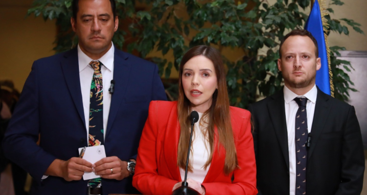 Diputados de Chile Vamos acusan “negligencia médica” por muerte de bebé de dos años en San Antonio.