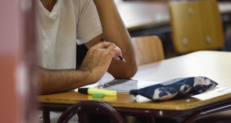 Condonación del CAE: Presidente Boric la condiciona a la aprobación de la reforma tributaria