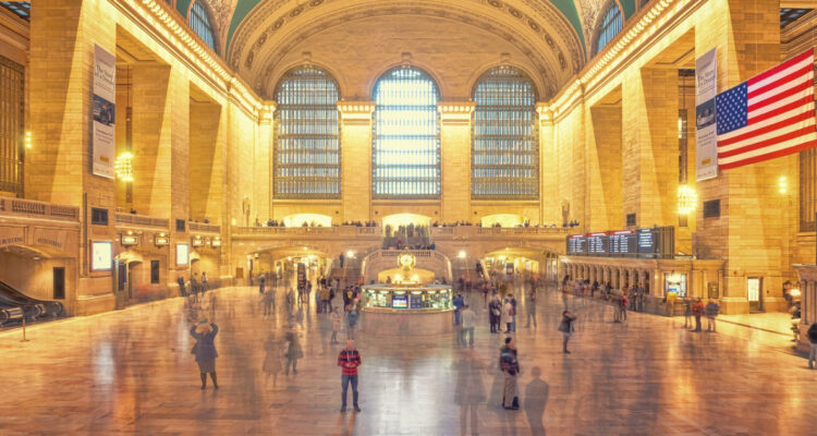 Reportan aumento del desempleo en EEUU: grupos más afectados son las mujeres y afroamericanos