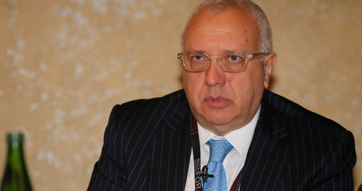 Empresario Álvaro Saieh vende $5.600 millones en acciones de SMU para el pago de deudas de CorpGroup