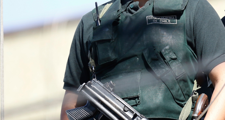 Encuentran a gendarme muerto al interior de torre de vigilancia en centro penal de Valparaíso