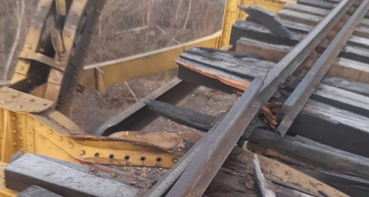 explosión puente ferroviario Itata