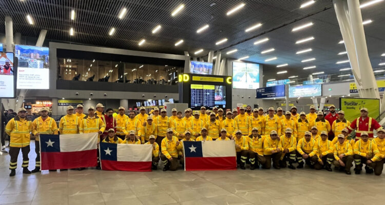 Nueve funcionarios de Conaf en La Araucanía viajarán a Canadá para combatir incendios forestales