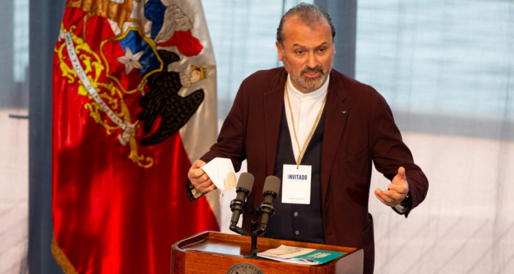 Gobernador Vallespín reconoce que buscaron organizaciones civiles y públicas para otorgar recursos