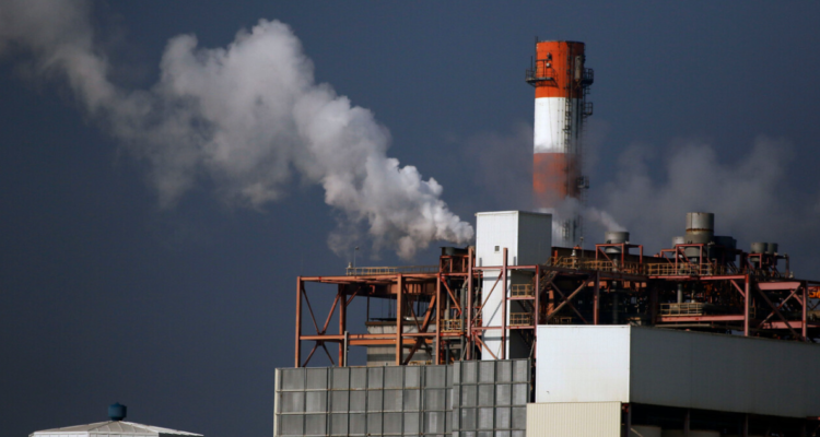 Gobierno presenta nuevo plan de fiscalización para empresas de cordón industrial Quintero-Puchuncaví