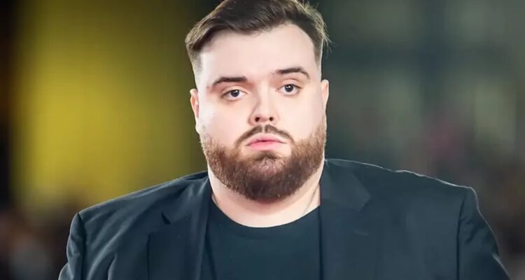 Hackean canal de YouTube de Ibai, borran sus videos y los reemplazan por uno de Tesla