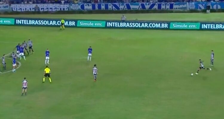 el zapatazo antológico de Hulk para el triunfo del Mineiro de Vargas en Clásico