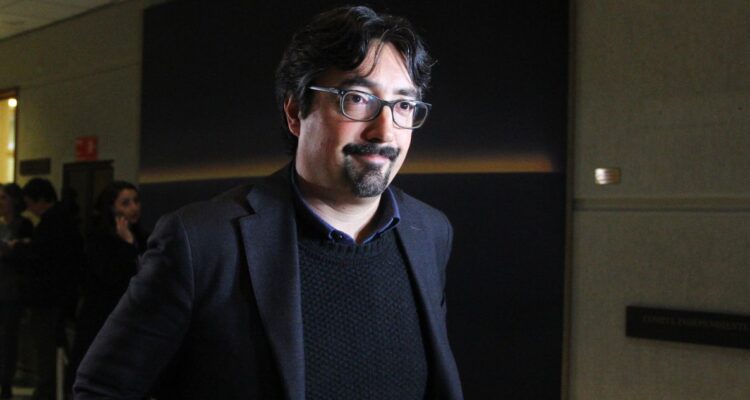 Latorre (RD) y convenio entre Democracia Viva y Minvu: “revisen todo, no tenemos nada que esconder”