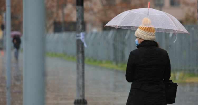 Anuncian chubascos para la región Metropolitana: ¿Cuándo lloverá?