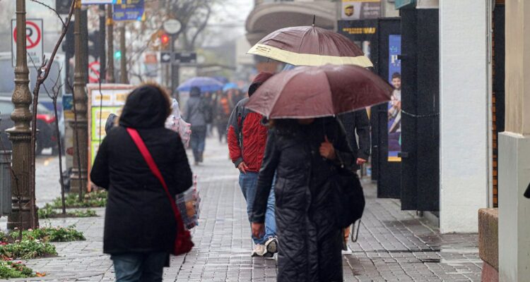 El pronostico del tiempo espera un nuevo sistema frontal para varias regiones de Chile por río atmosférico, que dejarán lluvias, precipitaciones y vientos.