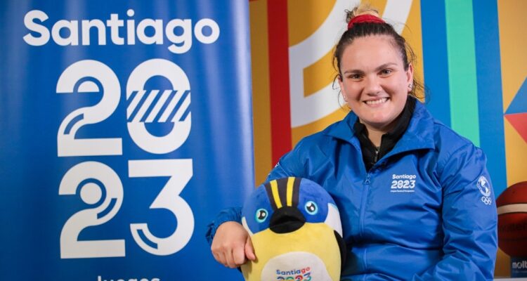 María Fernanda Valdés, la nueva embajadora de Santiago 2023.