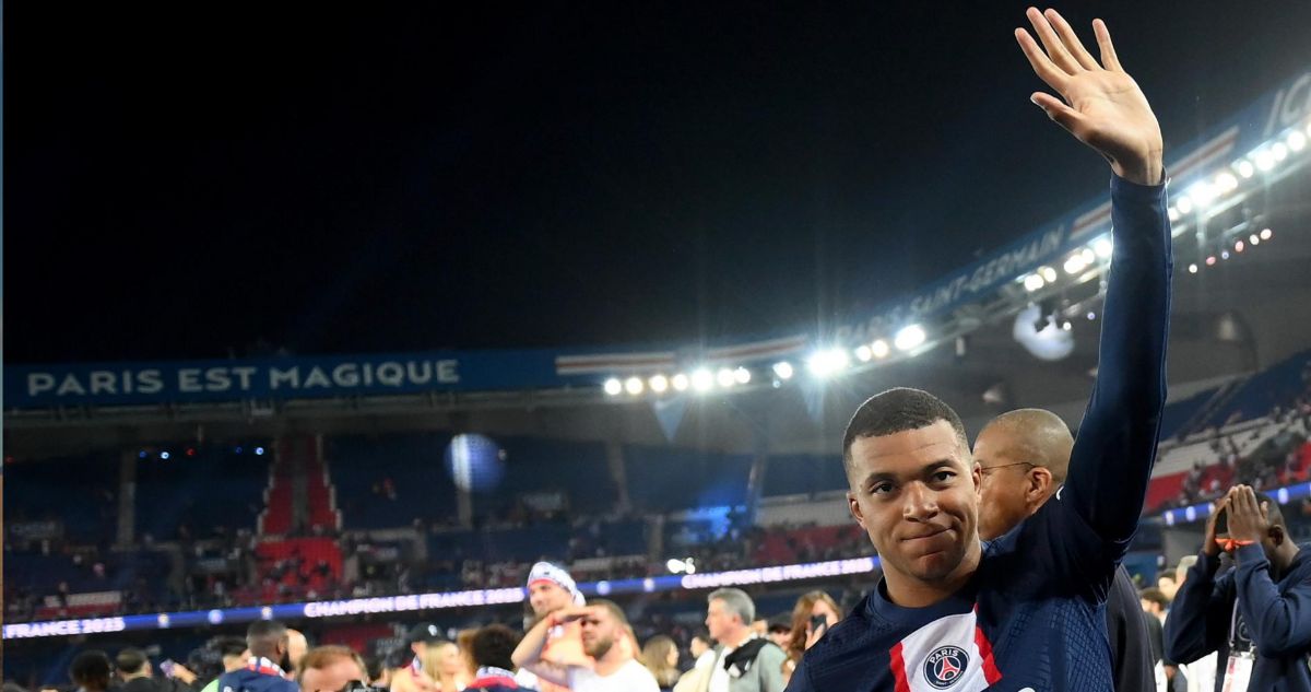Mbappé comunicó al PSG que no renovará y el popular club francés replica: “No se irá gratis”
