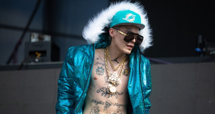 Mensaje de Marcianeke en redes sociales preocupa a fans del cantante: “No quiero más sentirme así”