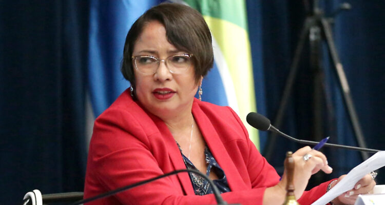 Gobernadora de Coquimbo, Krist Naranjo: “La Moneda le ha faltado el respeto a los gobernadores”