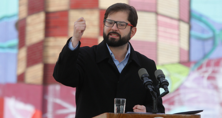 Pdte. Boric se reunirá este martes con parlamentarios de la Macrozona Sur por crisis de seguridad