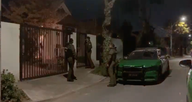 Investigan robos contra domicilios en Cerro Navia y Peñalolén: aún no hay detenidos