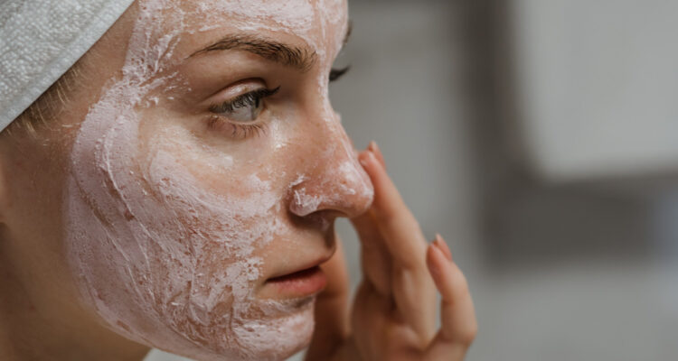 La skin cycling es un nuevo método de skin care más amigable con la piel