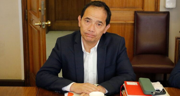 Sergio Micco, exdirector del INDH, asume como nuevo presidente de Amarillos por Chile