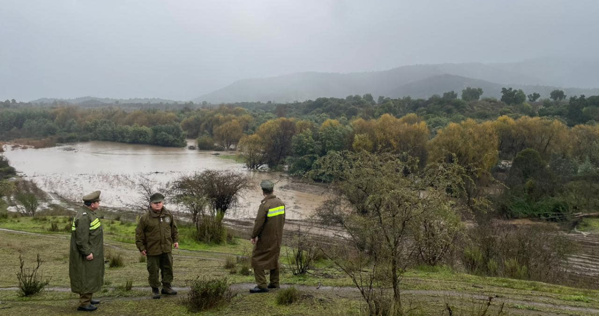 Cortes de luz, desborde de canales y rutas con tránsito suspendido deja sistema frontal en Maule