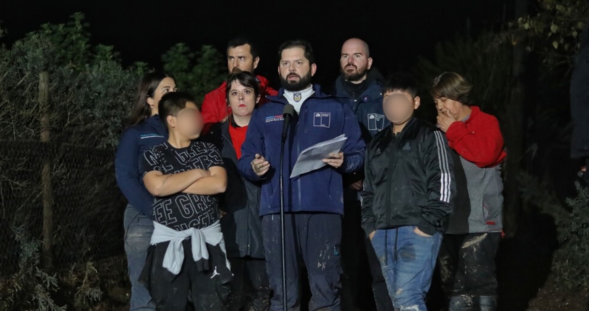 Alcalde de Talagante exige disculpas por datos falsos sobre niños que acompañaron al presidente Boric