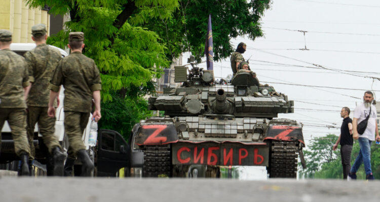 Caos en las calles de Rusia videos muestran tanques del grupo Wagner entrando a ciudades rusas