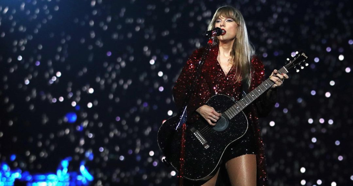 Taylor Swift en su concierto The Eras Tour en referencia a su nueva versión de Speak Now