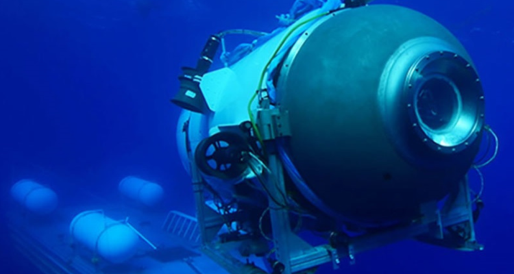 Titan saliendo de la plataforma de lanzamiento