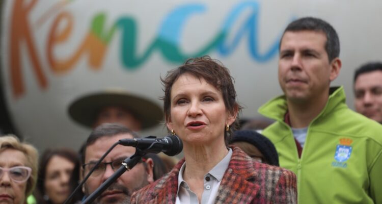 Ministra Tohá: cerca del 40% de detenidos en plan Calles sin violencia tenían órdenes pendientes