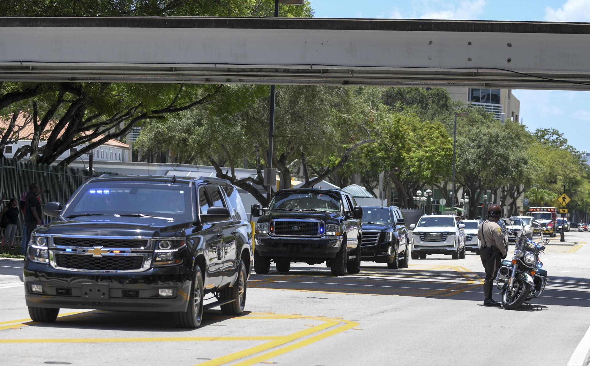 Trump llegando a la corte en Miami |