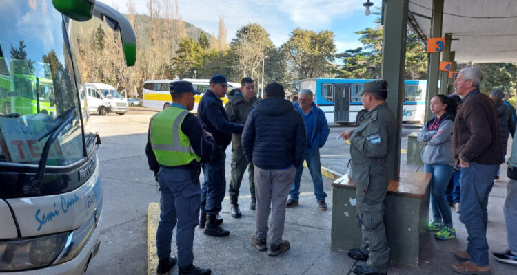 Fue traumático: Detalles del chofer con 1.23° de alcoholemia que dejó varados a chilenos en Argentina