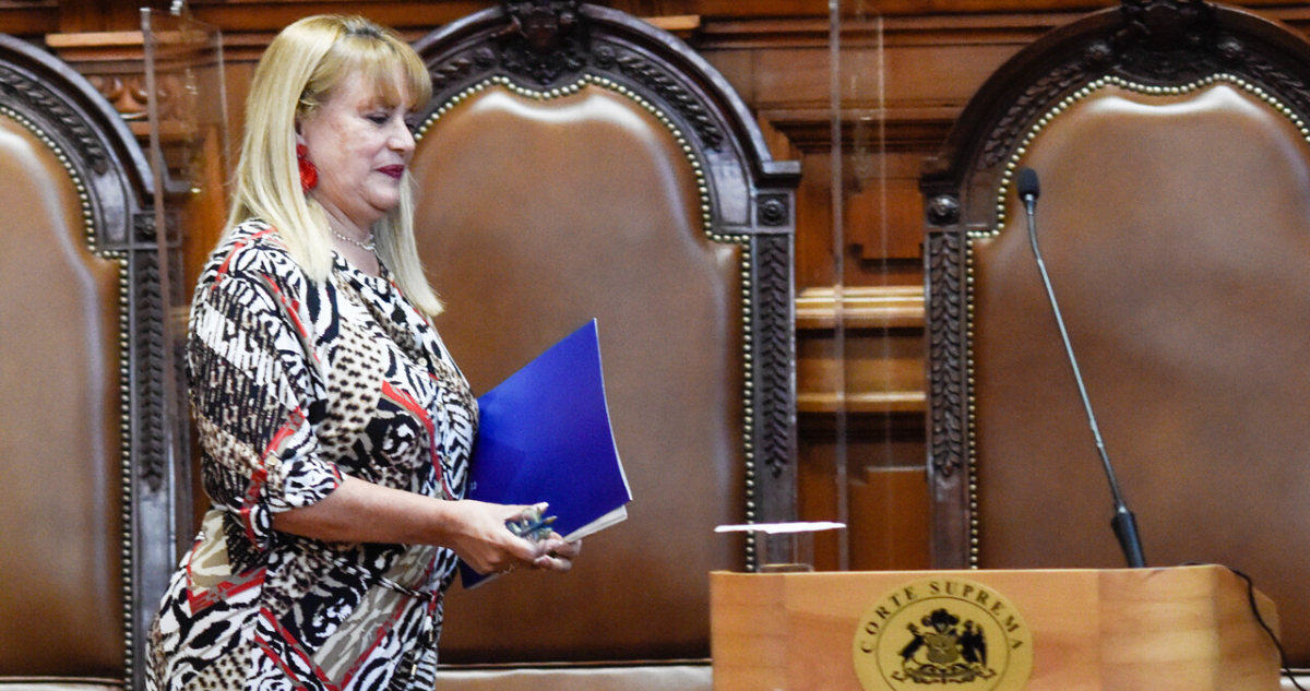 Ministra Vivanco se ausenta de la Corte Suprema en medio de polémica por dichos sobre isapres