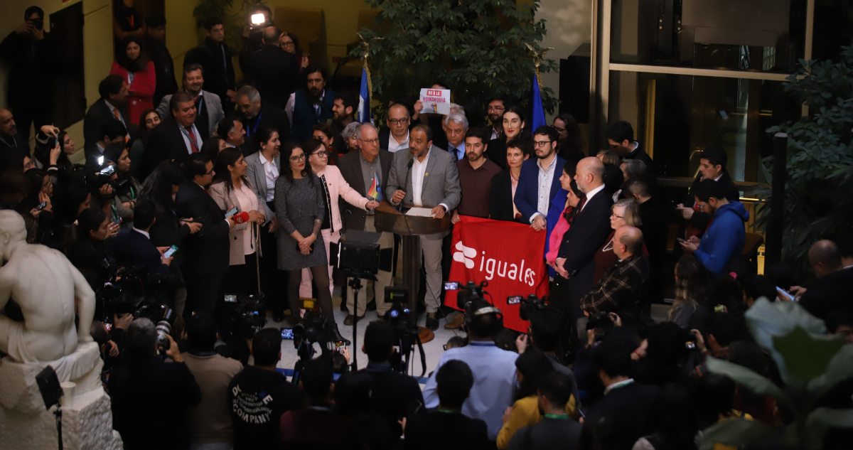 Un debate público que “viva en la verdad”