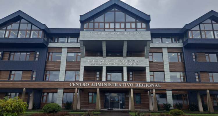 PDI allana edificio de administración regional Los Lagos por investigación de traspasos a fundaciones