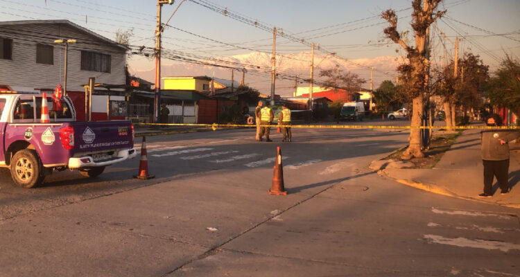 Delincuente huye de la policía atropellando a un PDI y matando a transeúnte en San Ramón