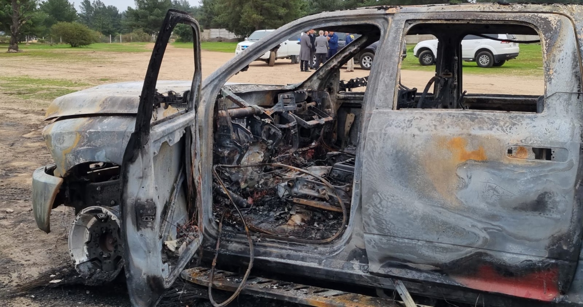 Encuentran quemado auto de alcalde de Zapallar