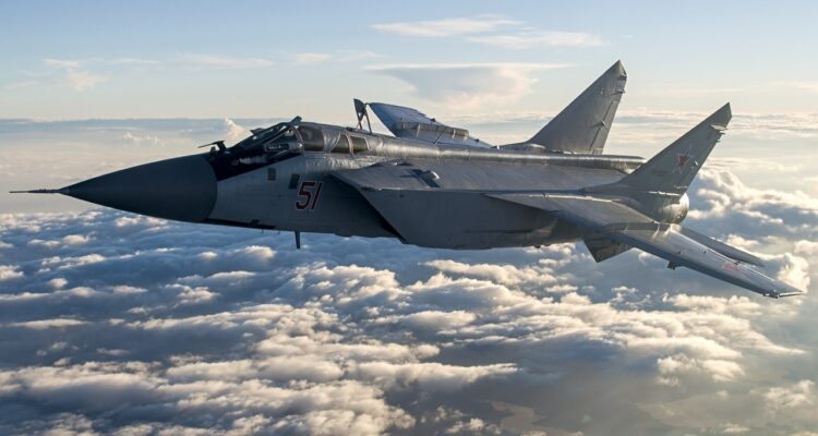 avión de combate MiG-31