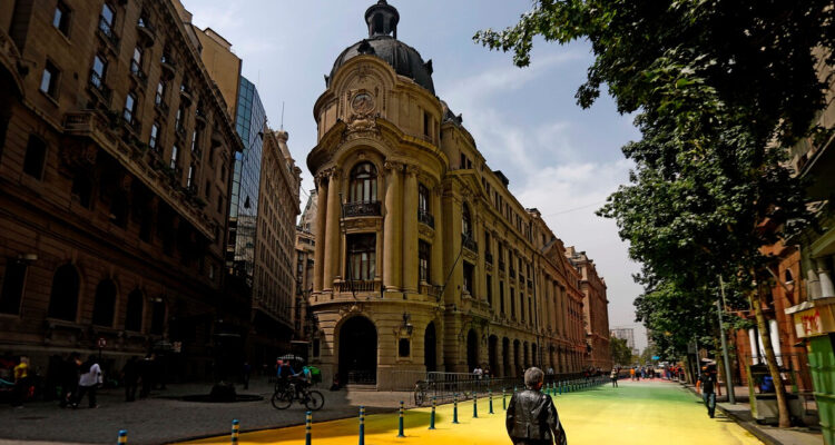 Frontis Bolsa de Comercio de Santiago