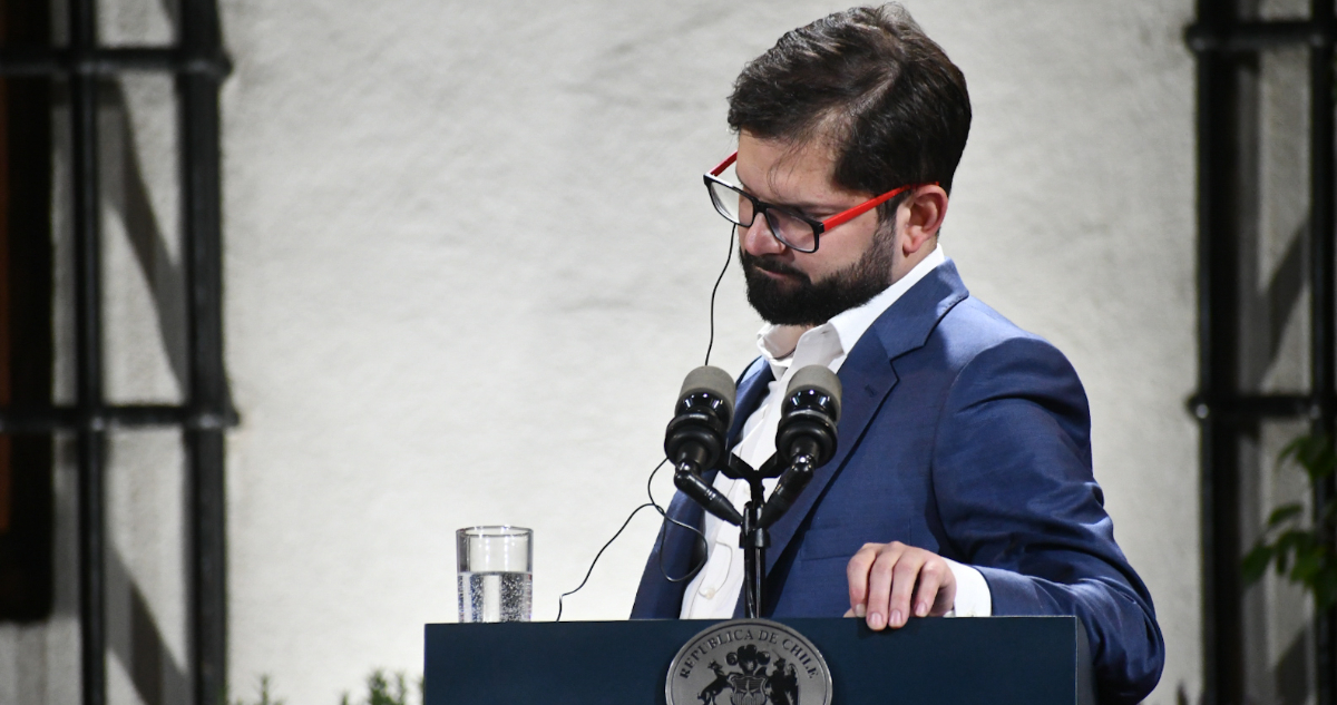 Gobierno comunica que Boric nombró a un nuevo director para el INE