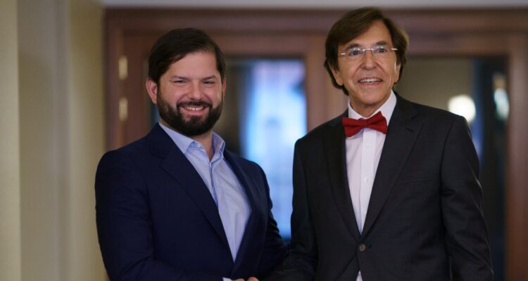 Presidente Boric sostiene varias reuniones bilaterales antes de cumbre Celac-UE