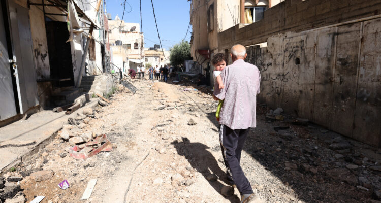 “Tengo el corazón partido”: Así quedó el campo de refugiados de Yenin, devastado por operación israelí