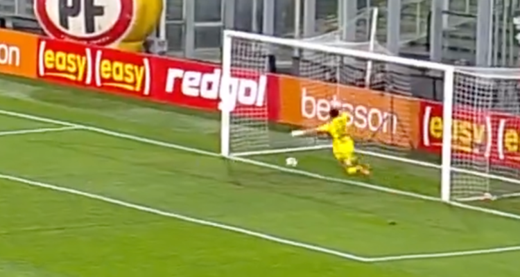 Colo Colo gana con polémica ante Unión La Calera.