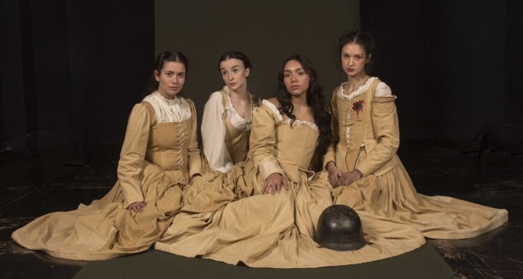 elenco cincuenta años