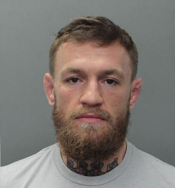 Conor McGregor fue arrestado después de que la policía dijera que rompió el teléfono de un fan frente a un hotel en Miami en 2019