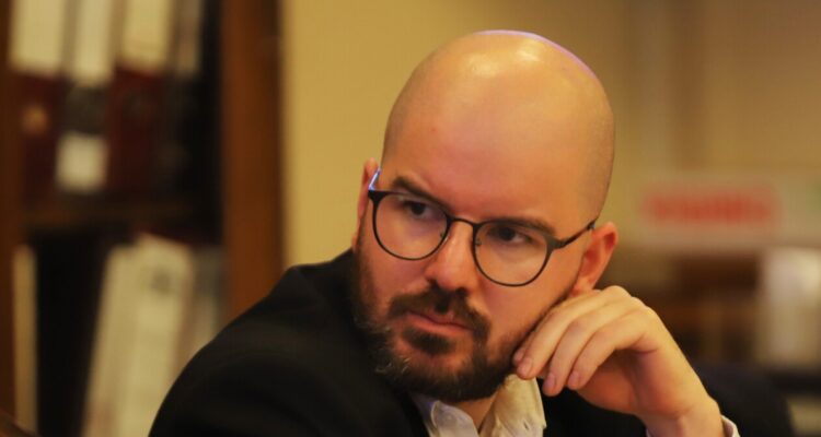 Cuento del tío: ladrones habrían simulado ser Giorgio Jackson para robar computadores del ministerio