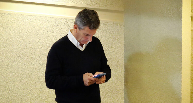 De La Carrera pide salida de nutricionista de clínica que lo atendió y tuiteó: “1 like y me lo piteo”