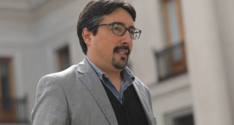 Radiograma Matinal: Se define el futuro de Revolución Democrática por Caso Democracia Viva